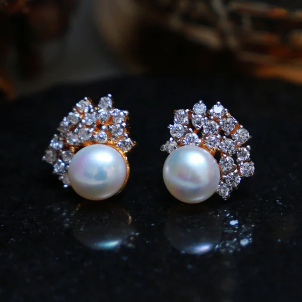 Pearls Right On Point – Rhodium-Plated Sterling Silver Earrings with Cultured Pearls & Zircons | Big Jewellery